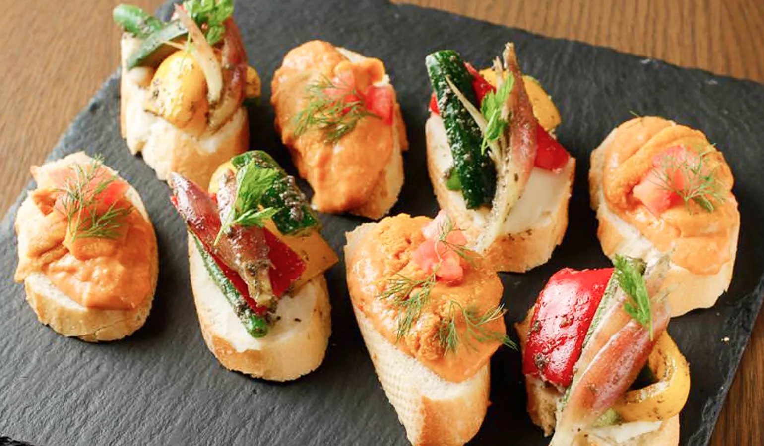 画像：6種類のピンチョス